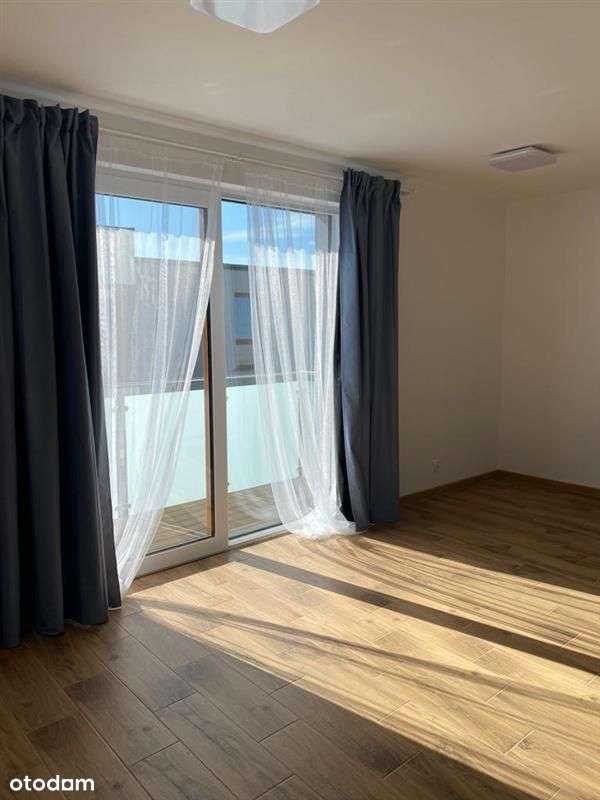 Dwupokojowe mieszkanie z garderobą i balkonem - Pełny obrazek: 2/7