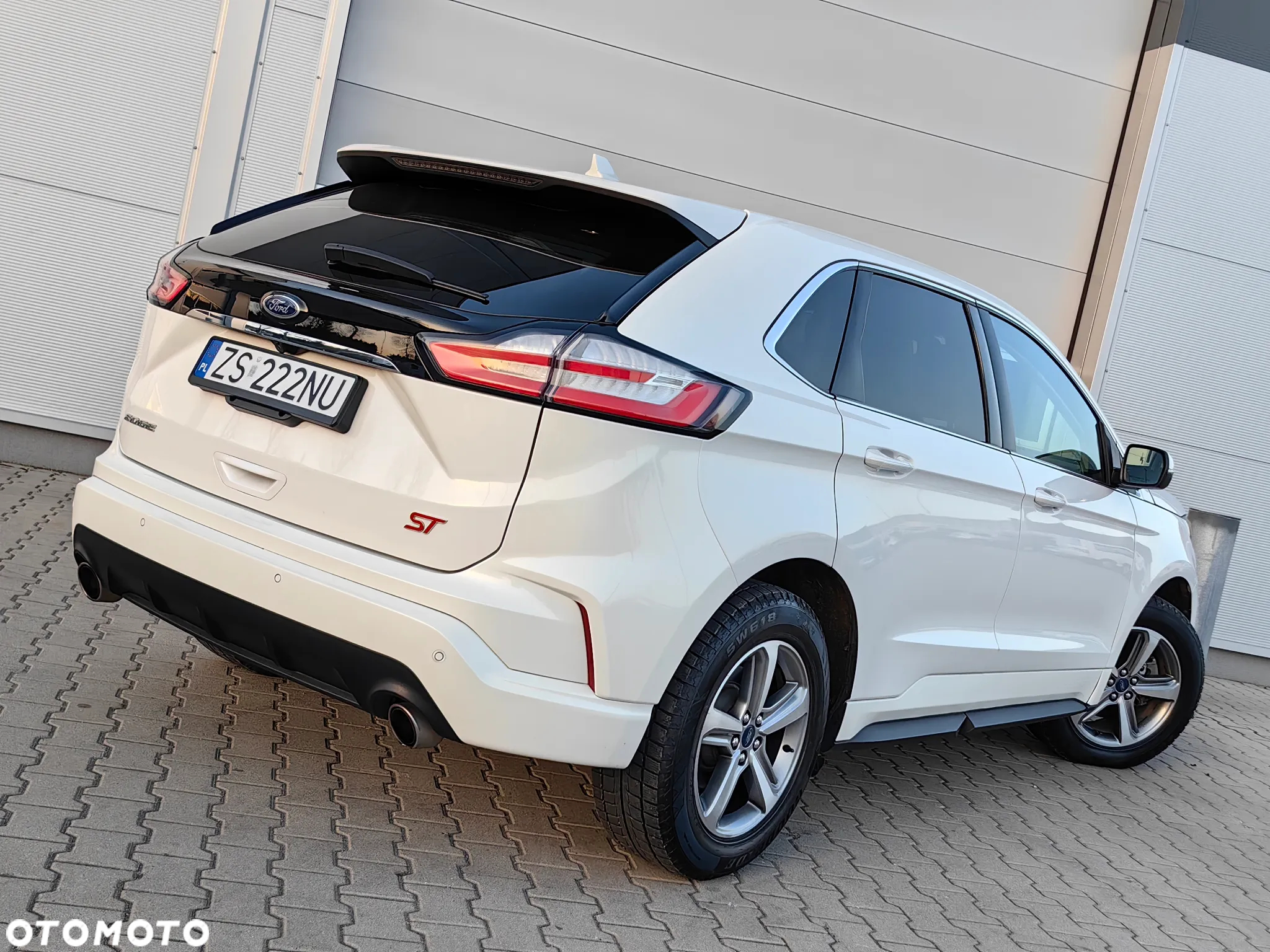 Ford EDGE - 4