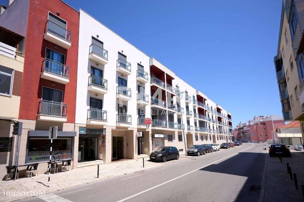 Apartamento T3 na Amora-22
