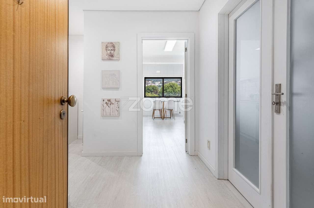 Apartamento T3 com Suíte em São Vítor, Braga-2