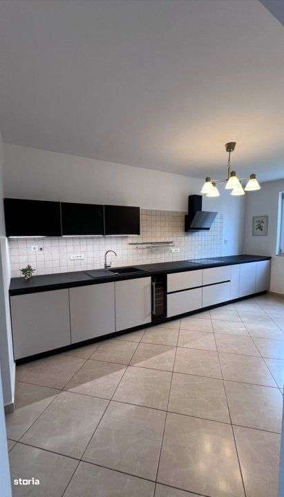 Iancu Nicolae: Vila deosebita cu 6 camere, in complex cochet - Imagine principală: 4/15