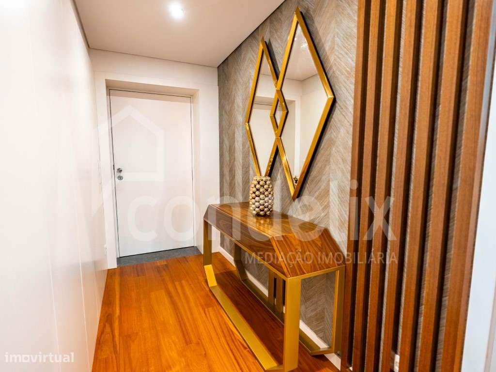 Moradia T3 com terraço, piscina e decoração de autor, Madalena-27