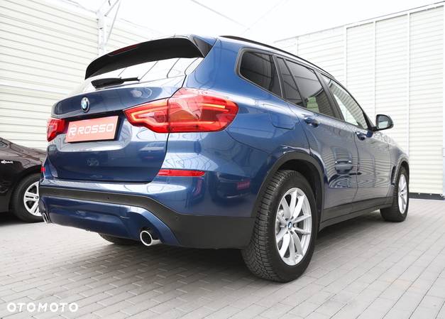 BMW X3 sDrive18d Advantage - 9