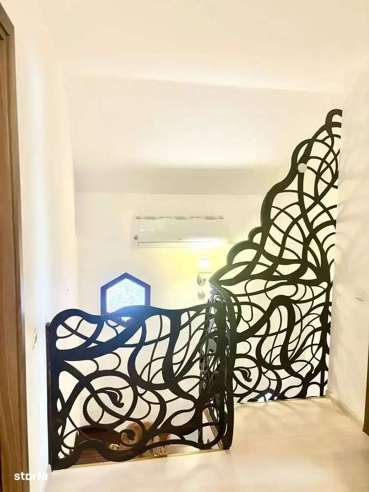 Proprietate Spațioasă în București Central – 252 m² Construiți | 3 Băi - Imagine principală: 2/20