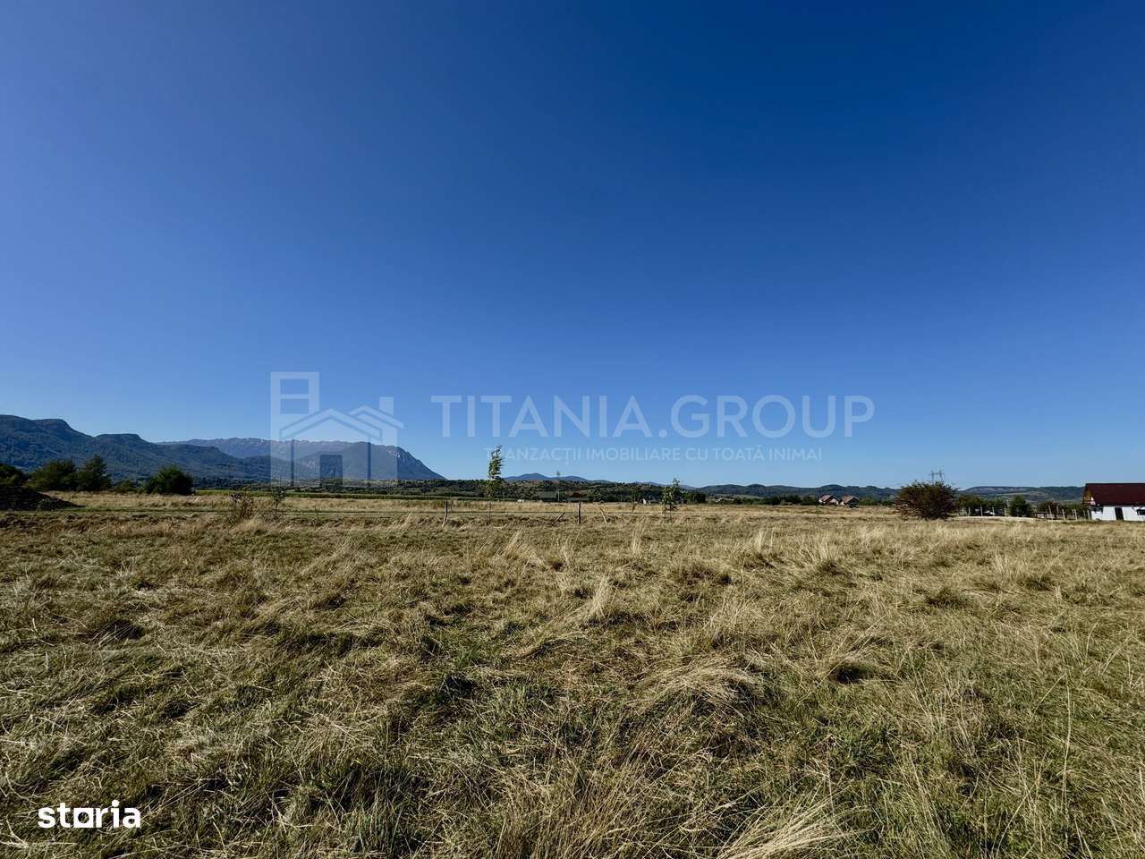 Teren intravilan parcelabil, priveliște spre munți, Sohodol, Bran-15