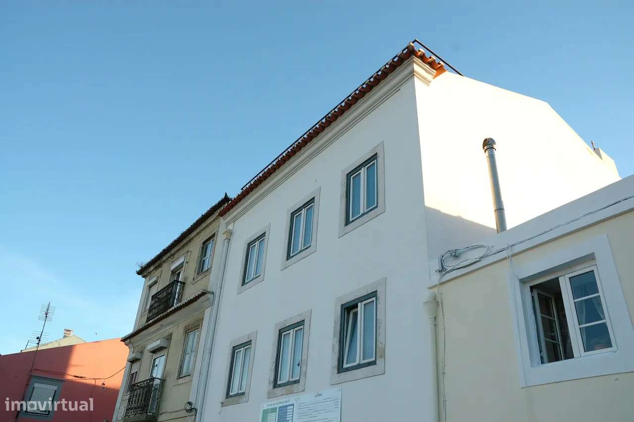 Apartamento T1 com jardim em Alcântara, em edifício em reconstrução. - Grande imagem: 5/12