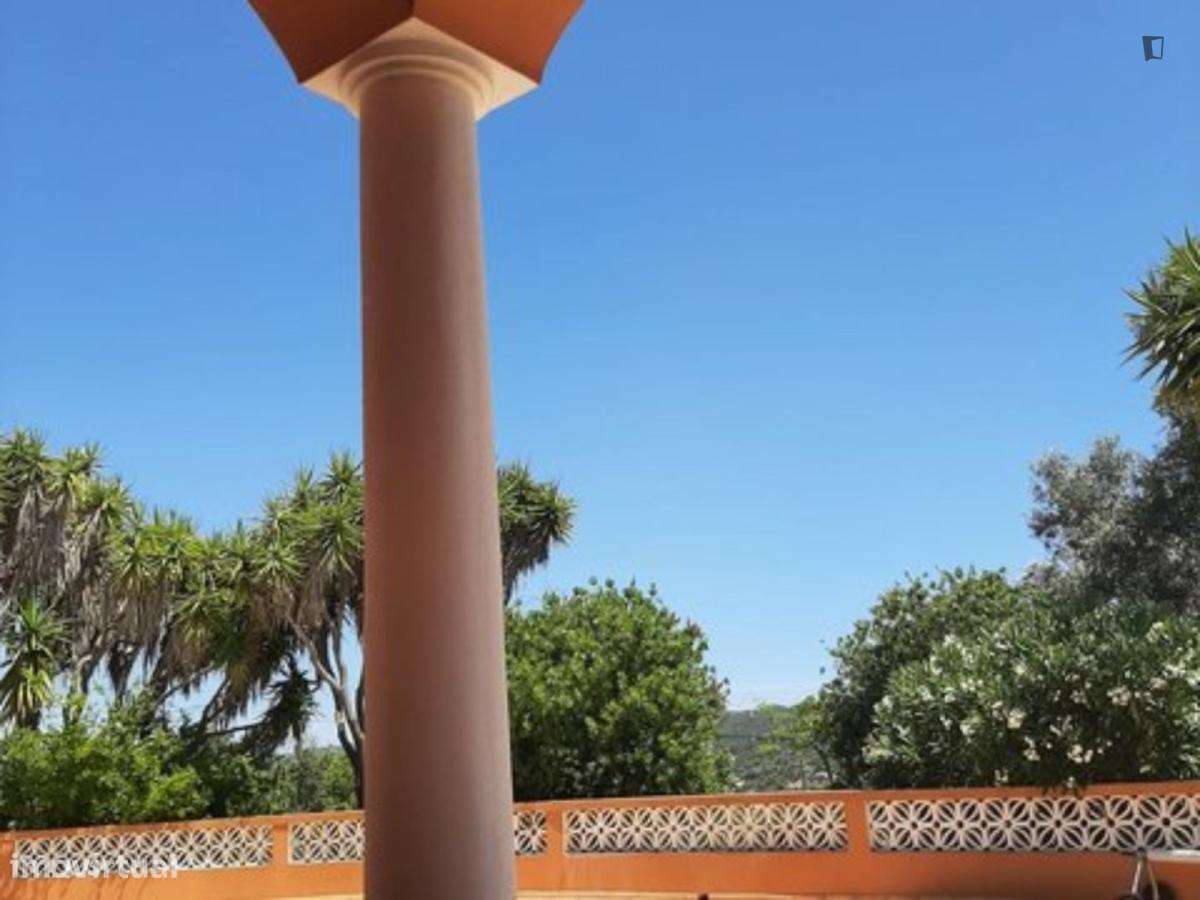 Quarto - localizado em Faro - Grande imagem: 4/10