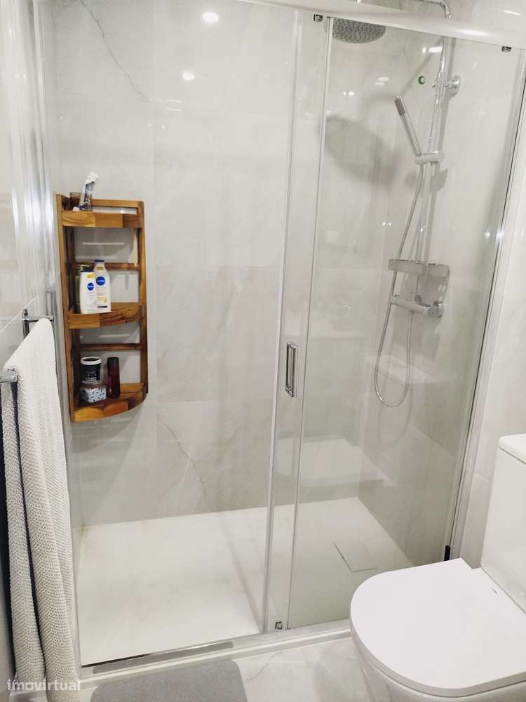 Moradia T2 térrea como nova-12