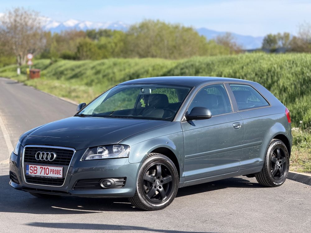 Audi A3 8P [2003 - 2013] 1.9 TDI DPF Ambiente 2009