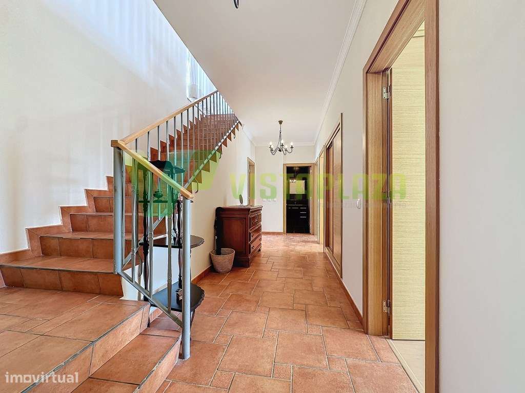 Espaçoso apartamento duplex com 4 quartos e terraço panorâmico em S... - Grande imagem: 4/33