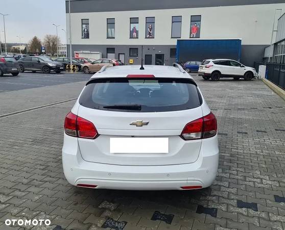 Chevrolet Cruze 1.7 D LT+ - 4