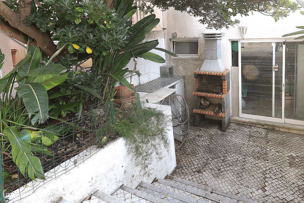 Moradia T6 para venda-44