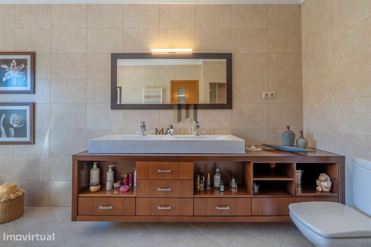 V5 AMOREIRAS | IMÓVEL DE LUXO | LAMEGO-36