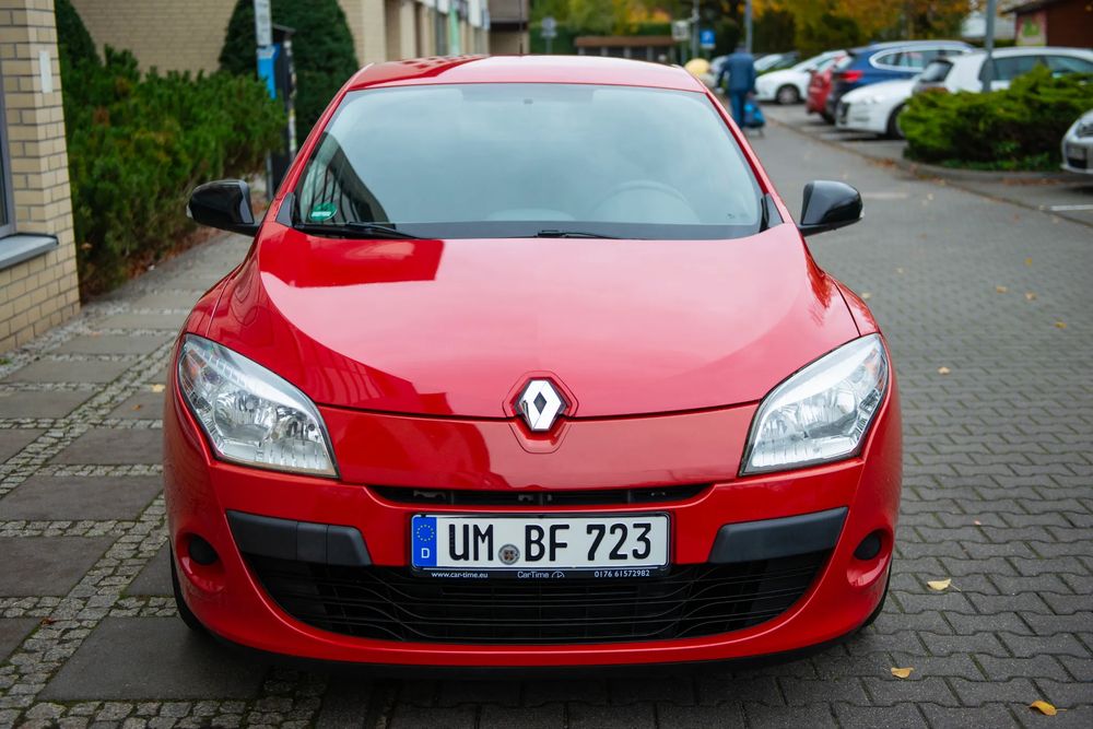 Renault Megane III 1.6 16V 110 Dynamique 2011