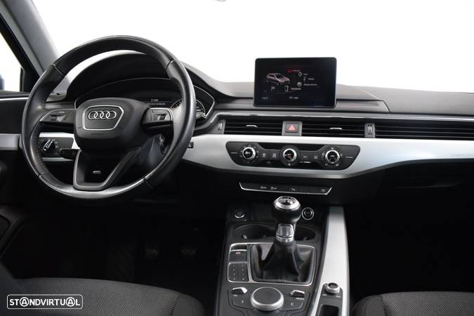 Audi A4 Avant 2.0 TDI Business Line - 52