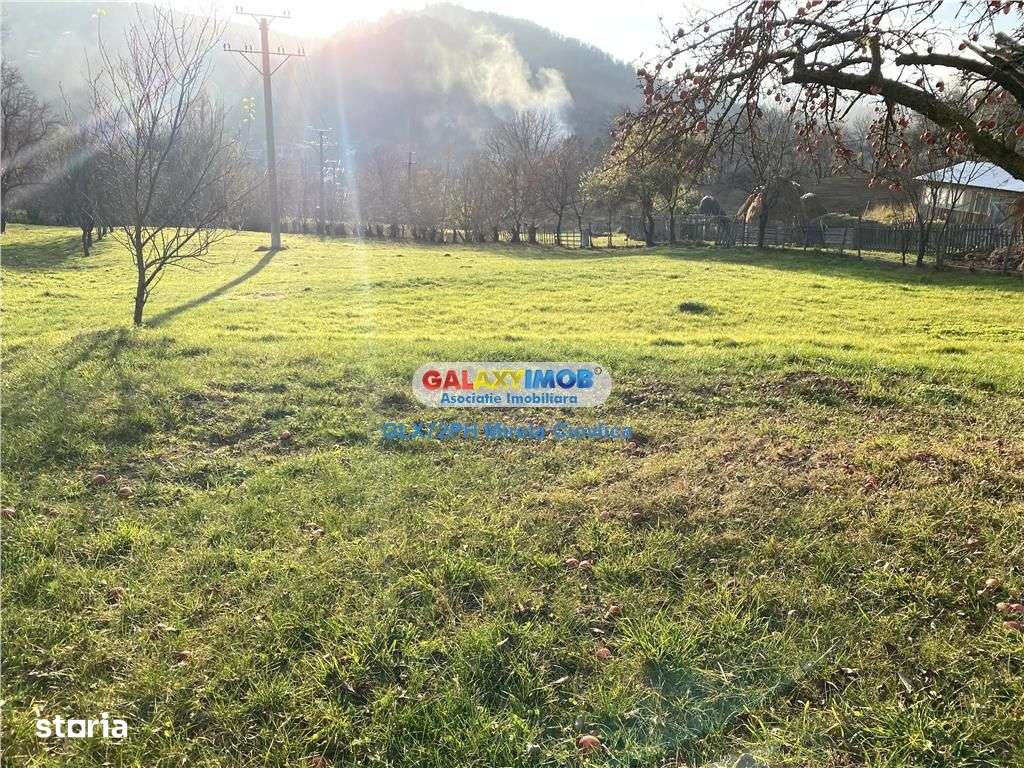 Vanzare teren cu casa batraneasca Secaria Prahova - Imagine principală: 2/10