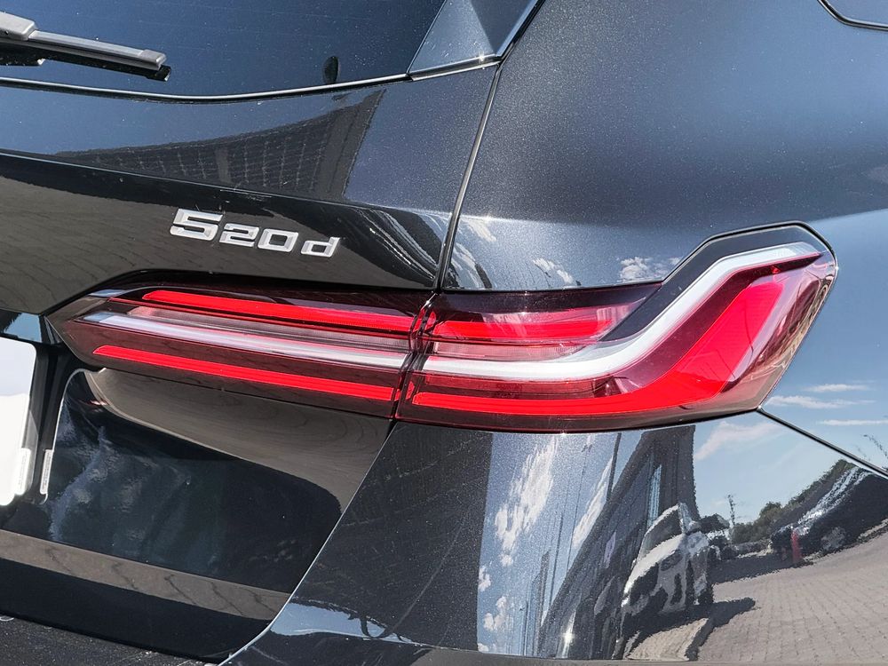 BMW Seria-5 520D Xdrive 2025 — zdjęcie 2