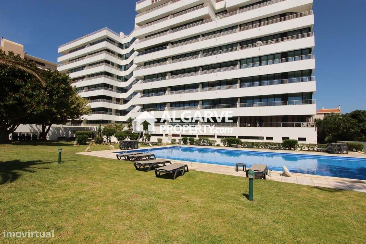 Espaçoso T2 recentemente remodelado junto à Praia e à Marina de Vilamo - Grande imagem: 5/30