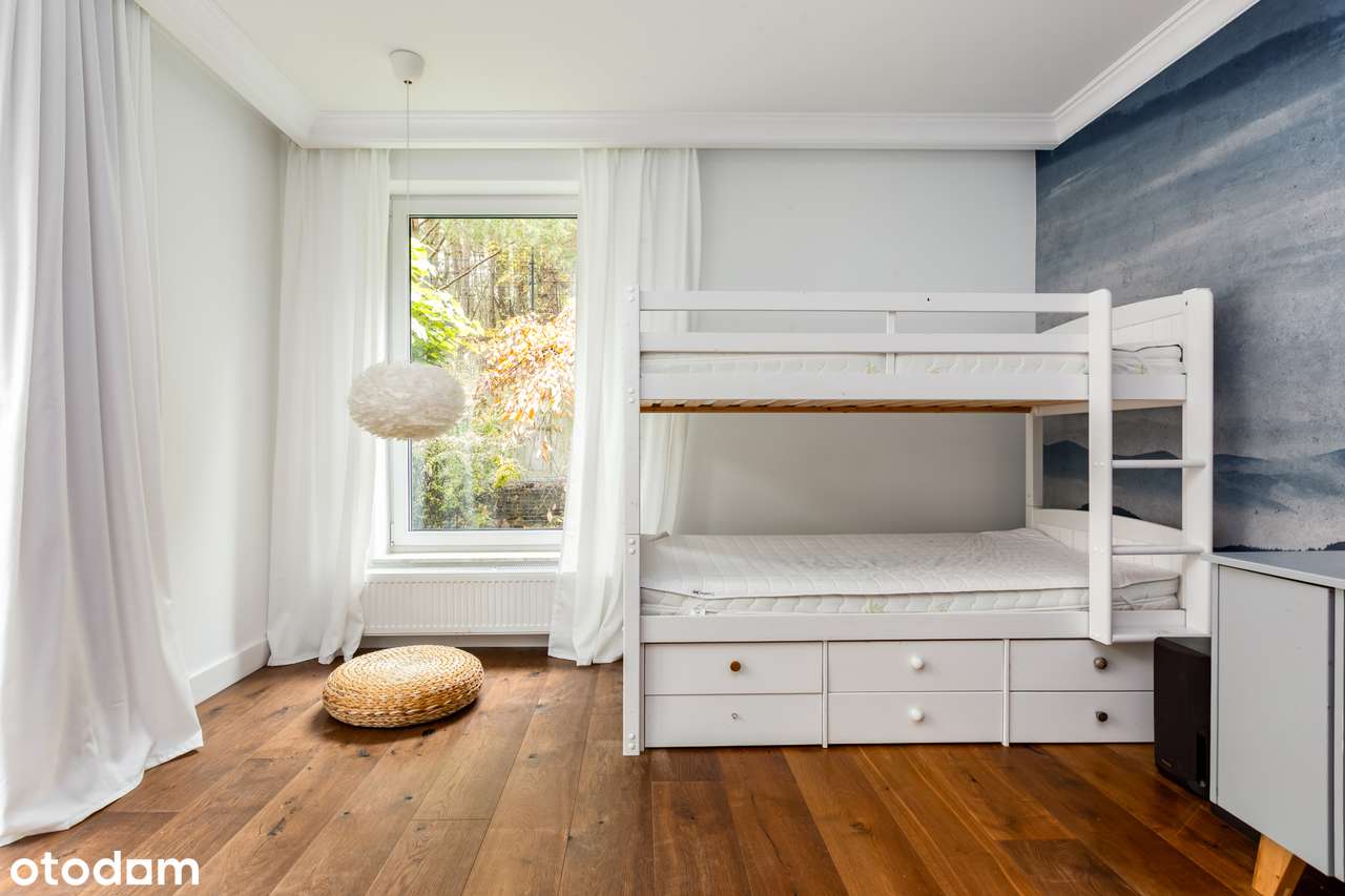 WIDOK NA LAS! Prywatny ogród 142 m2 | x2 GARAŻ i x2 Komórki !-11