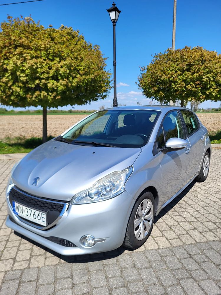 Peugeot 208 I 1.4 VTi Active 2012