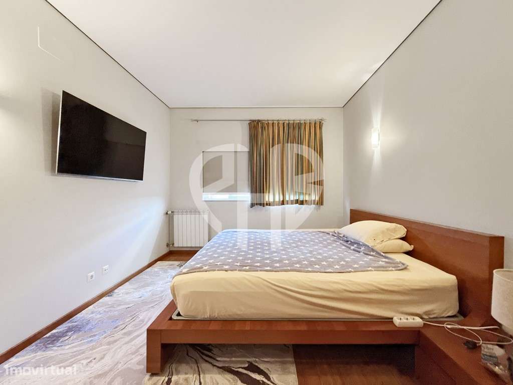 Apartamento T3+1 Duplex C/Terraço 250m2 // Condominio-26