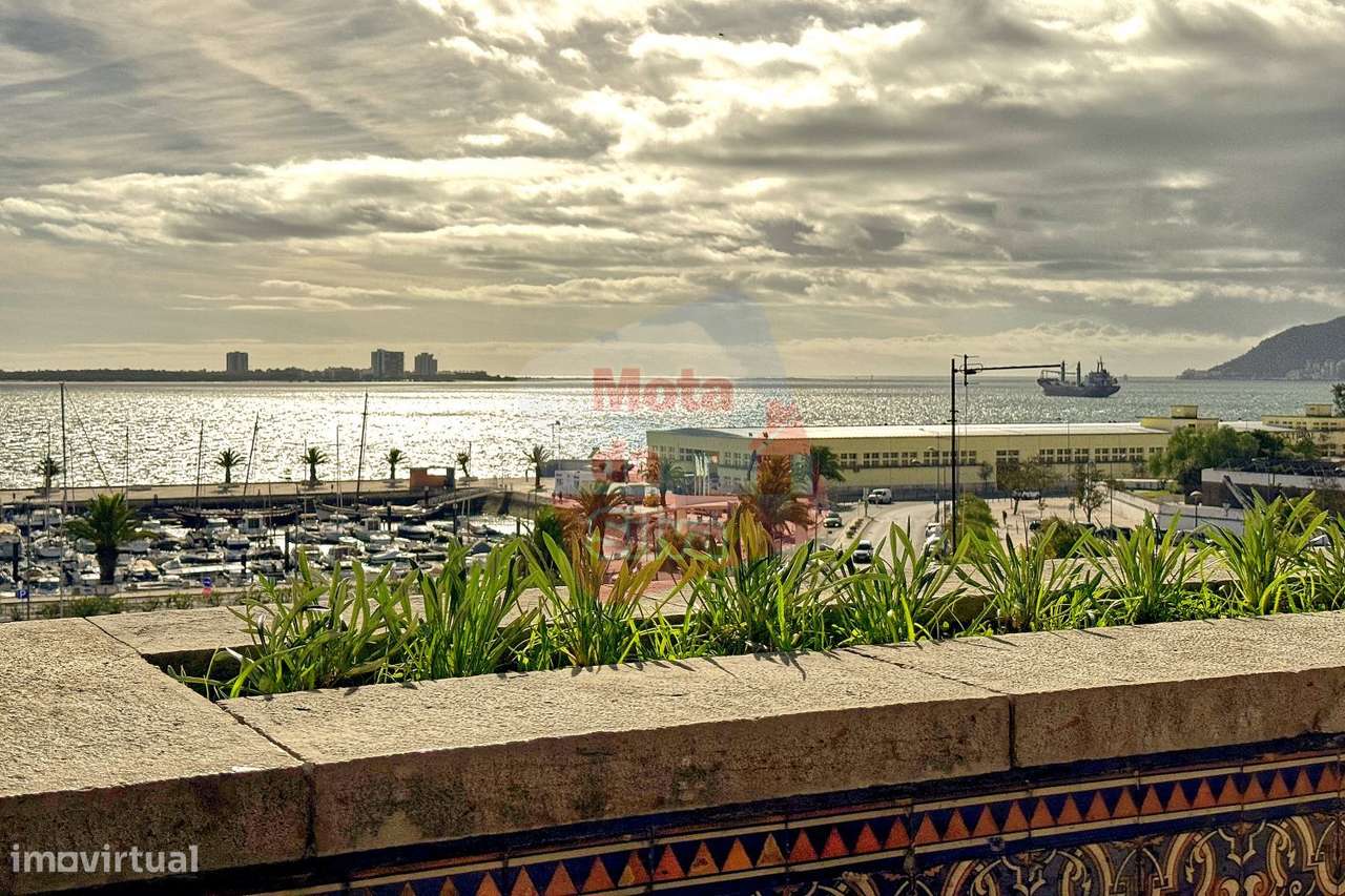 Magnífico e Moderno Apartamento T3- Totalmente Remodelado-30