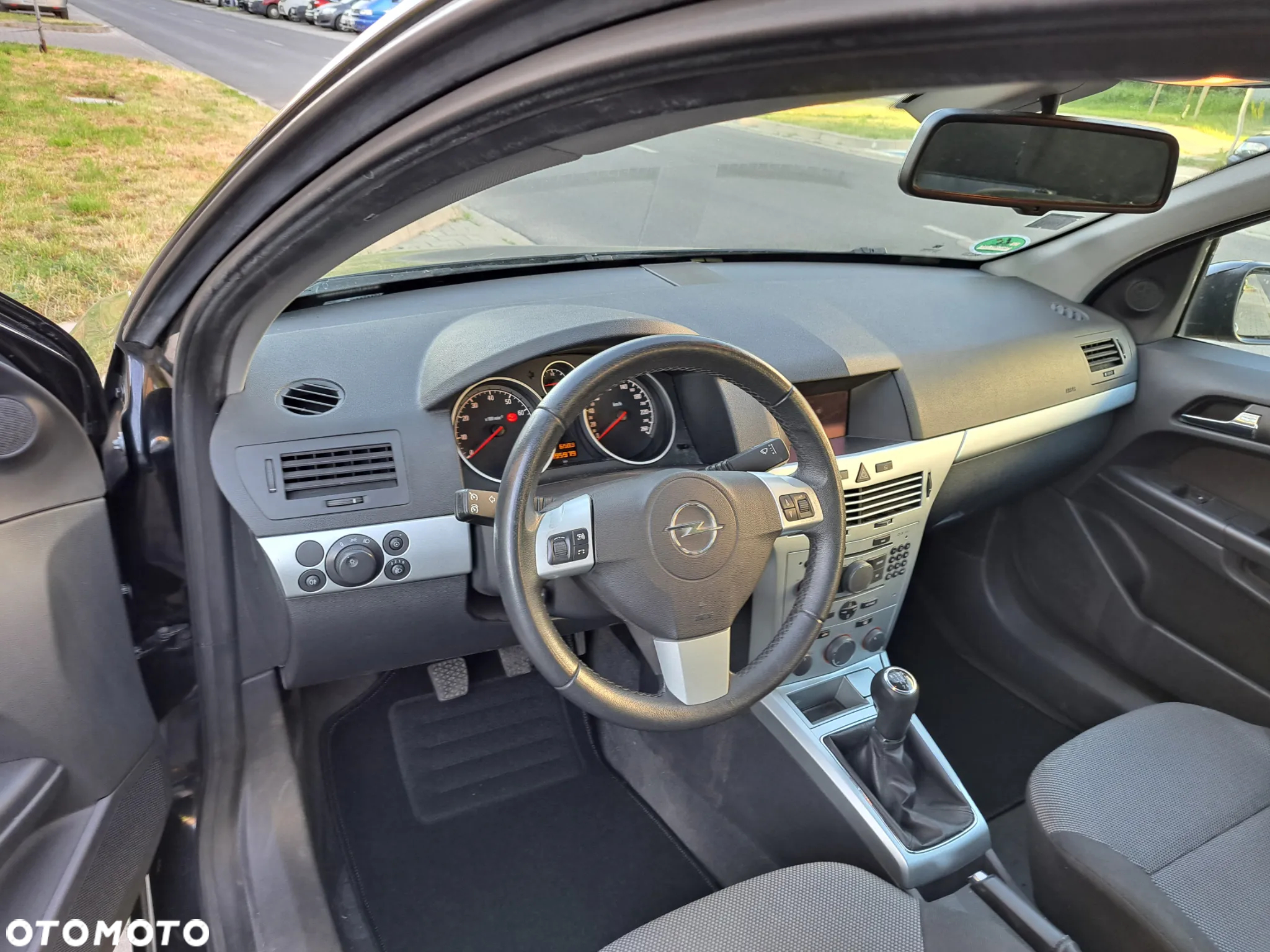 Opel Astra III 1.6 Cosmo - 11