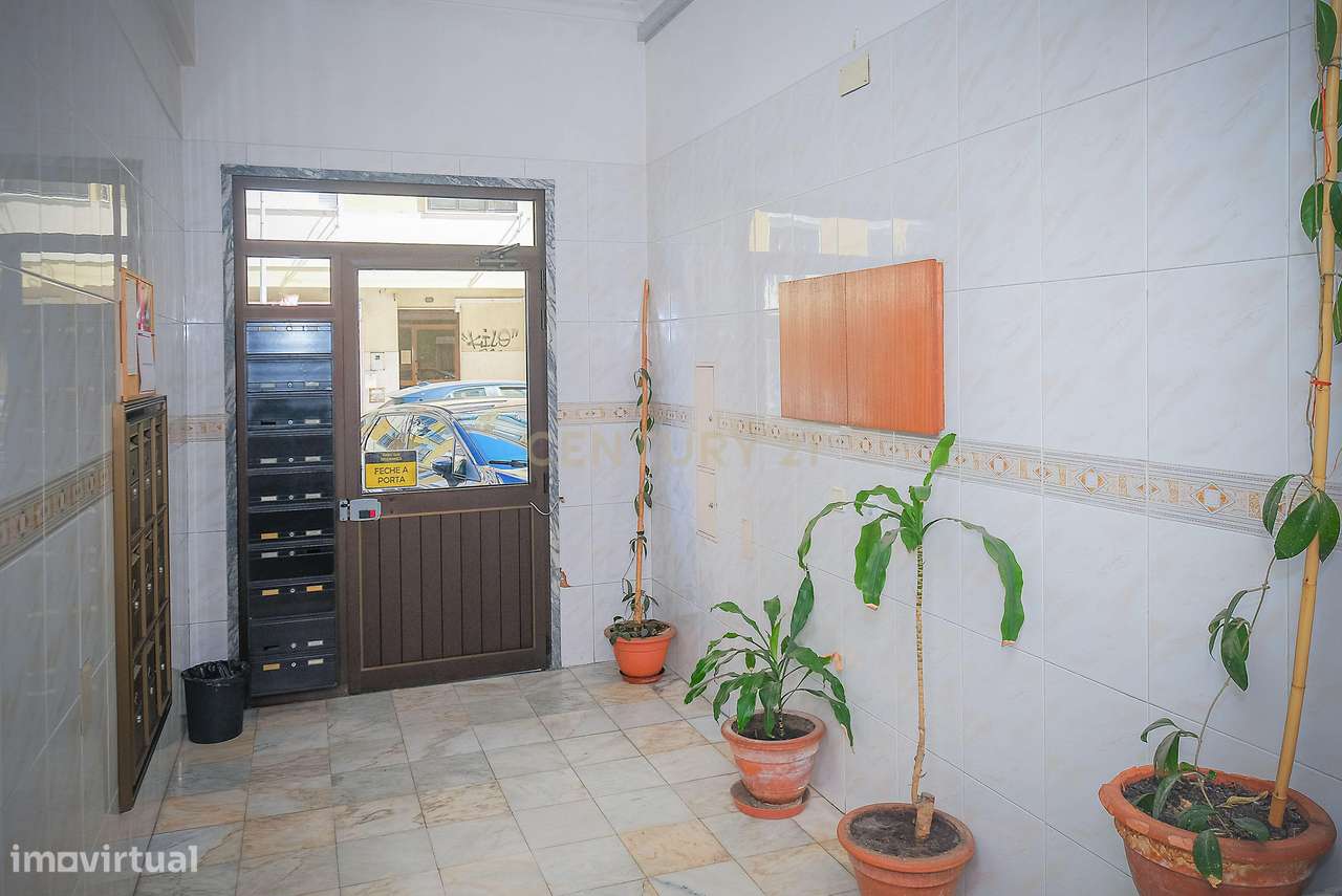 Apartamento T3 em Amora, Seixal - Vista para o Rio-27