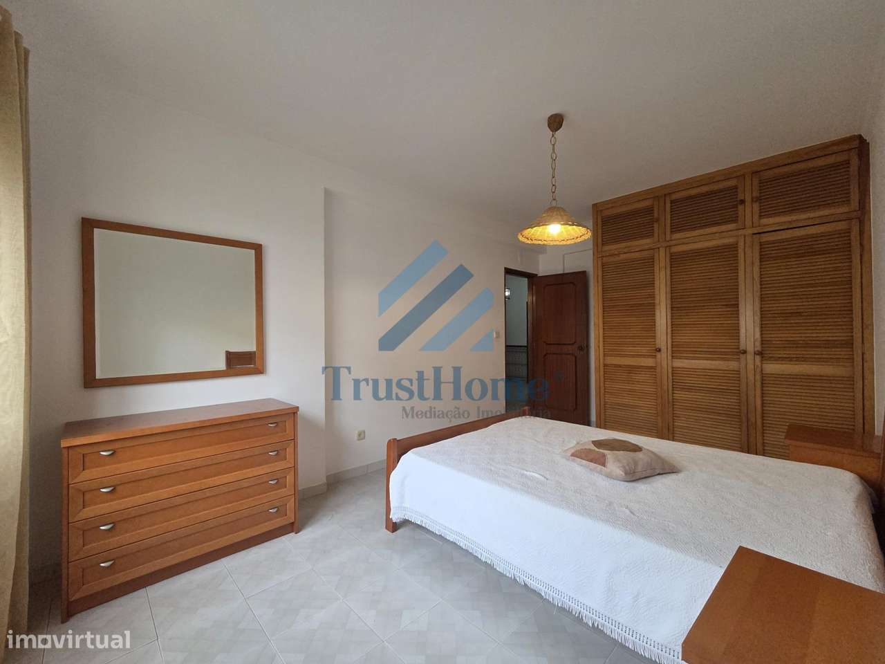 Apartamento T1+1 com áreas em Fonte das Eiras, perto do Lidl-14