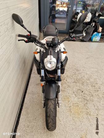 Yamaha MT - 14