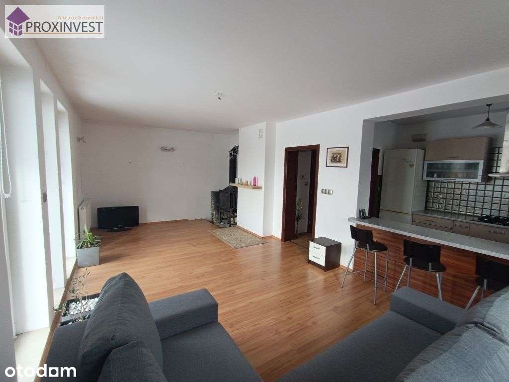 Duży dom wolnostojący-11