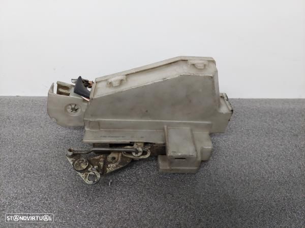 Fecho Porta Tras Dto Ford Mondeo I (Gbp) - 1