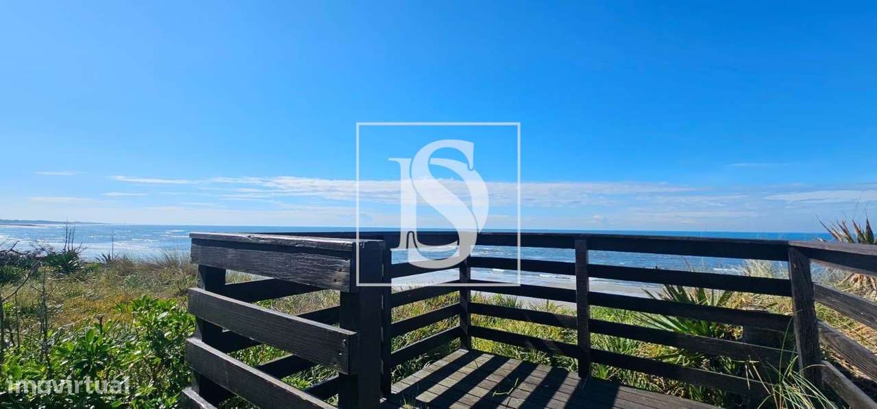 Refúgio sobre o Atlântico – Moradia T5 na 1ª Linha de Mar-8