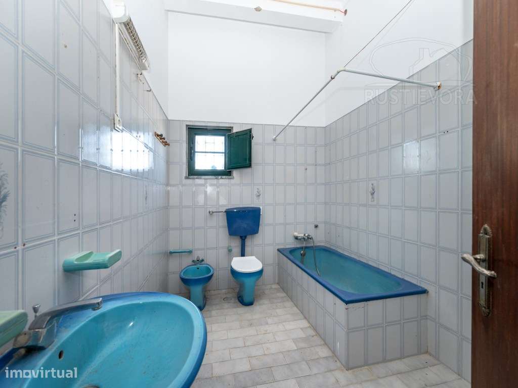 Armazém com 3 pisos - quinta - Montemor-o-Novo-14