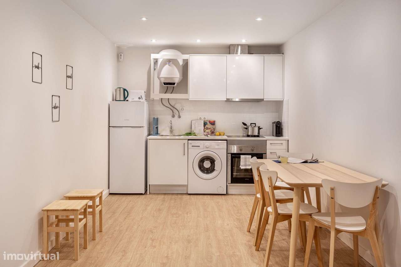 Apartamento T2 para venda na Ajuda com licença de AL-4