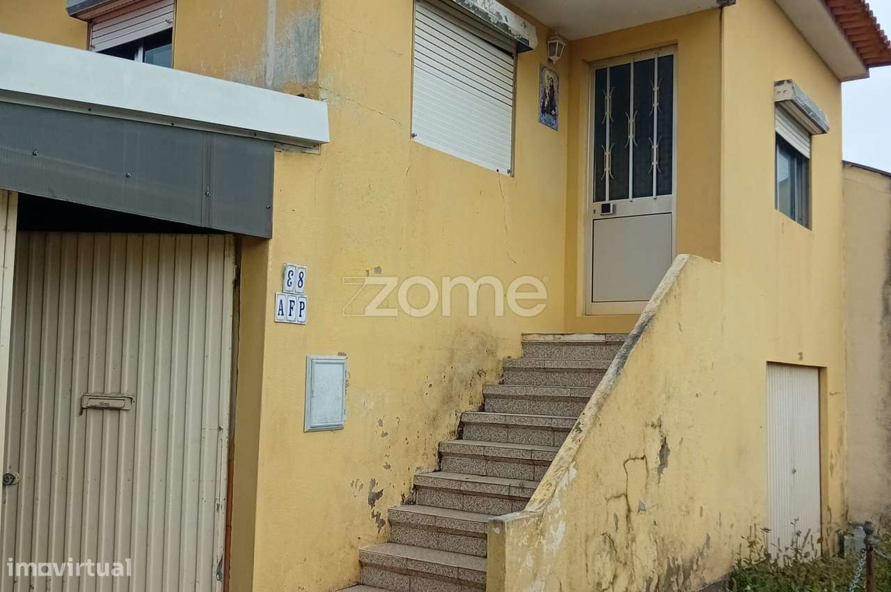 Moradia T4 | Bustos | Oliveira do Bairro | Garagem e Terreno-7