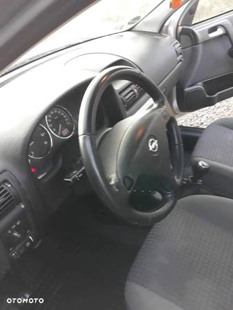 Opel Astra II 1.7 CDTI - 9