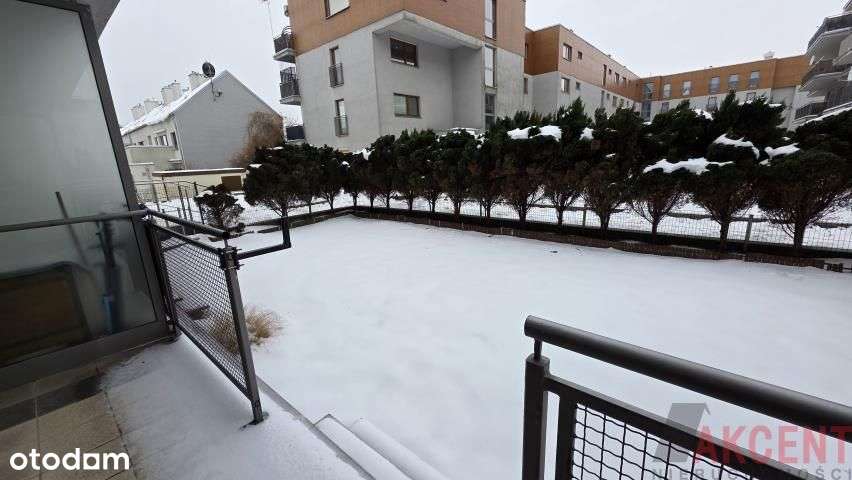 Lokal 3-pokojowy z garażem, tarasem i ogródkiem-8