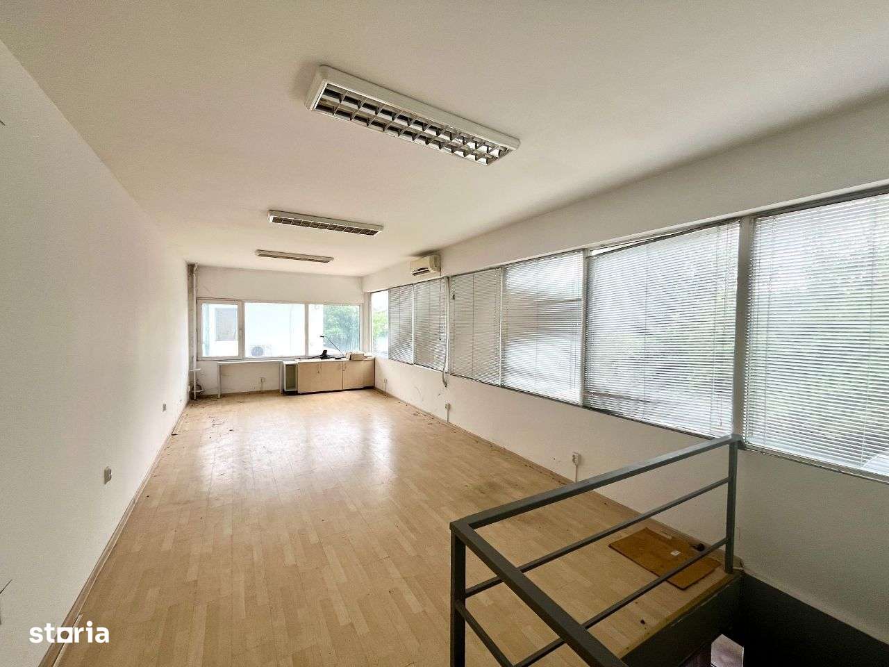 Spatiu comercial 75mp | Vitrina 14m | 40mp teren-2