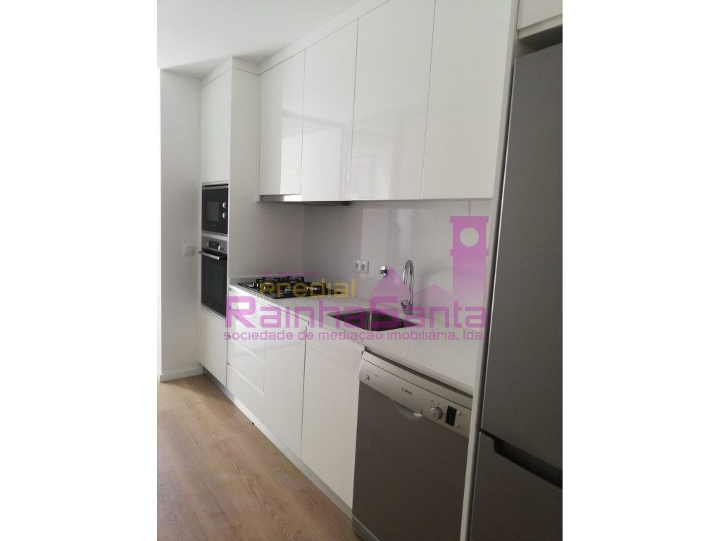 Apartamento T1 c/ garagem - Coimbra