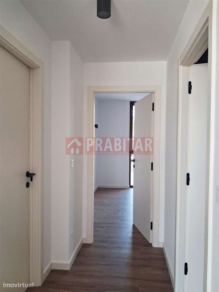 APARTAMENTO T2 . NOVO-15