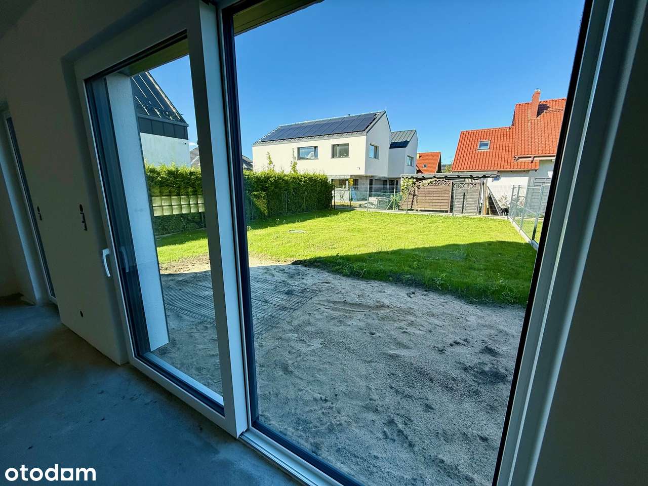 Nowy dom jednorodzinny w zabudowie bliźniaczej-8