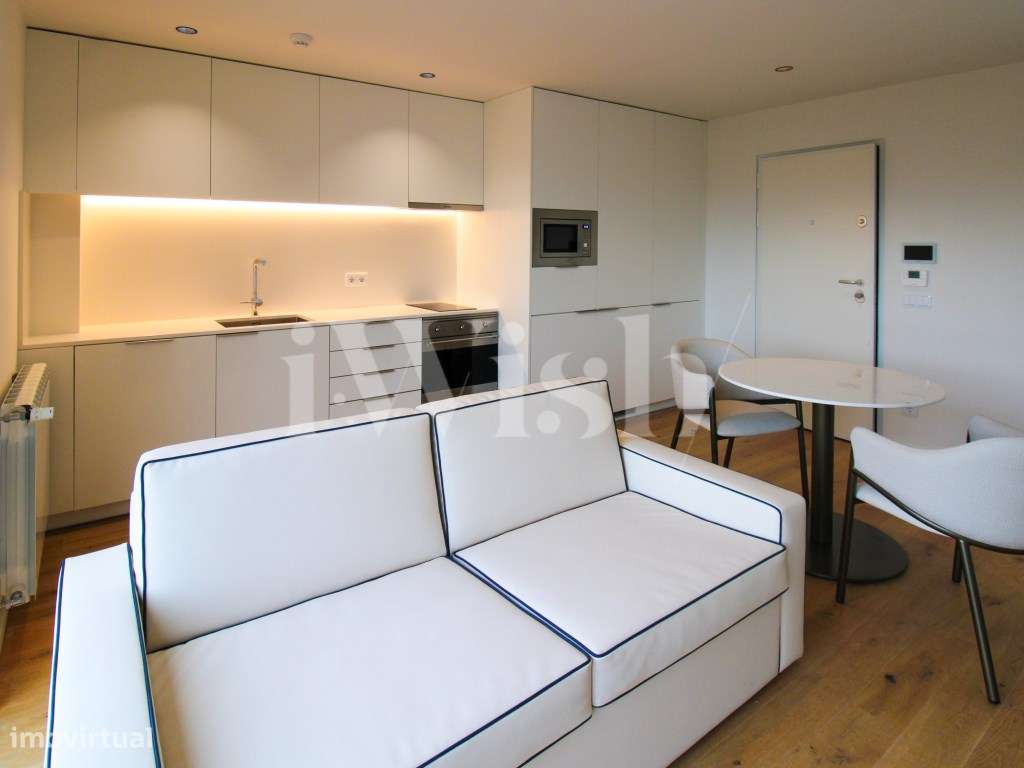 Apartamento com 1 quarto e 2 varandas, mobilado e equipado, próximo... - Grande imagem: 4/22