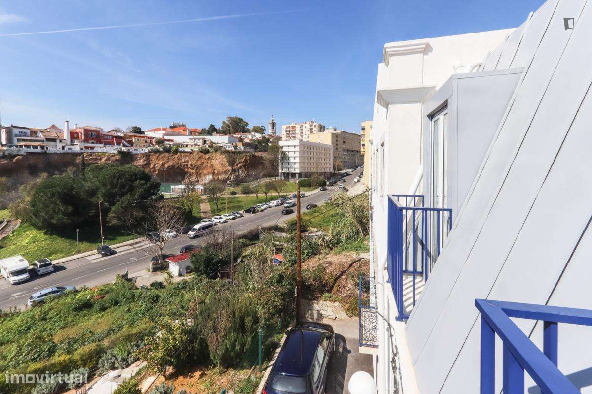 Estúdio - localizado em Ajuda Lisbon - Grande imagem: 4/6