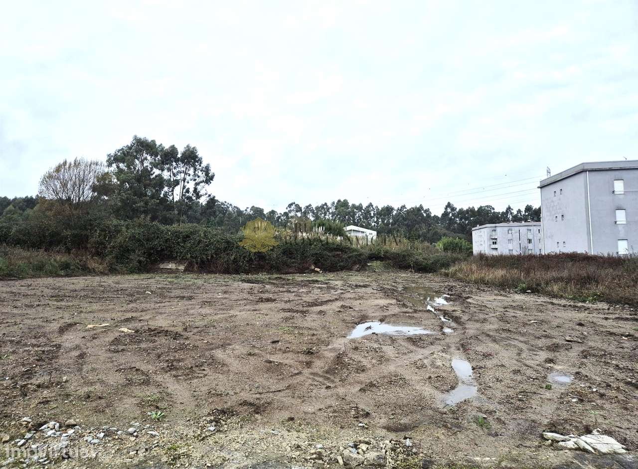 Terreno com Projeto de Moradia T4 em Aprovação – Ermesinde. - Grande imagem: 4/13