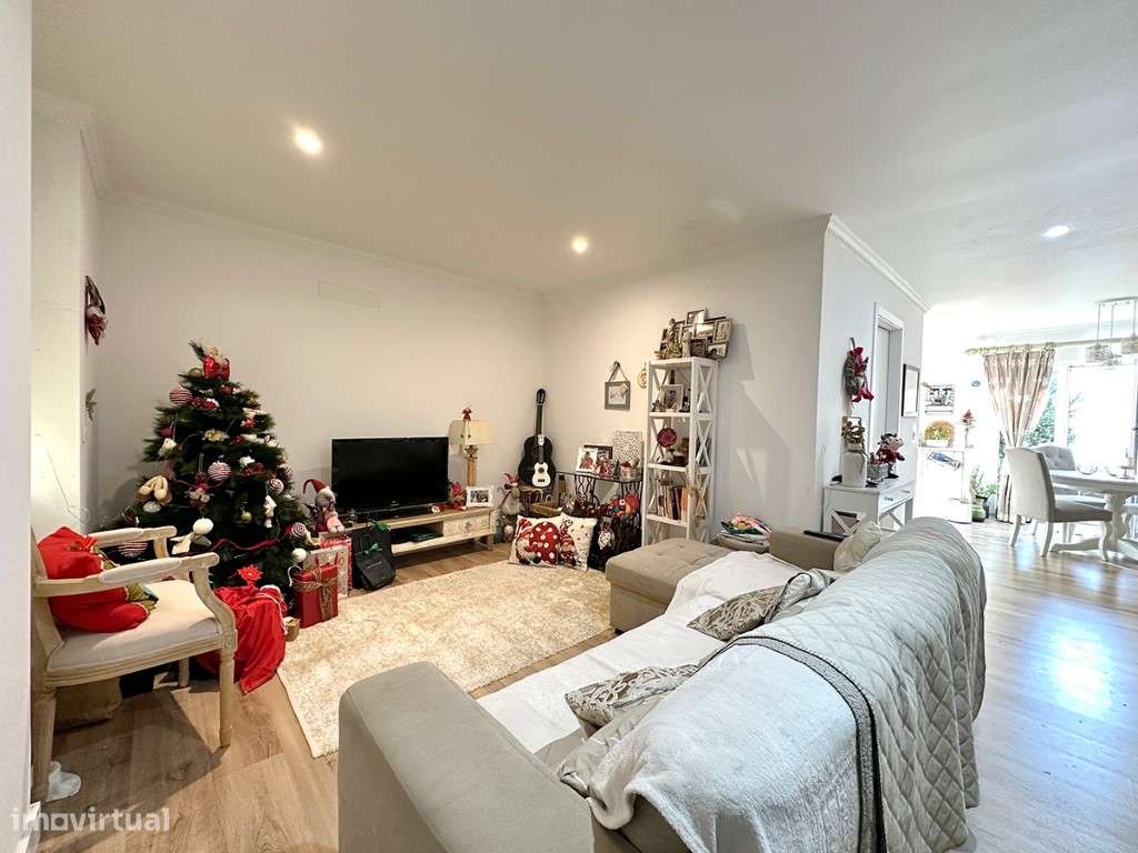 Moradia de Aldeia recuperada no centro de Setúbal - Grande imagem: 4/20