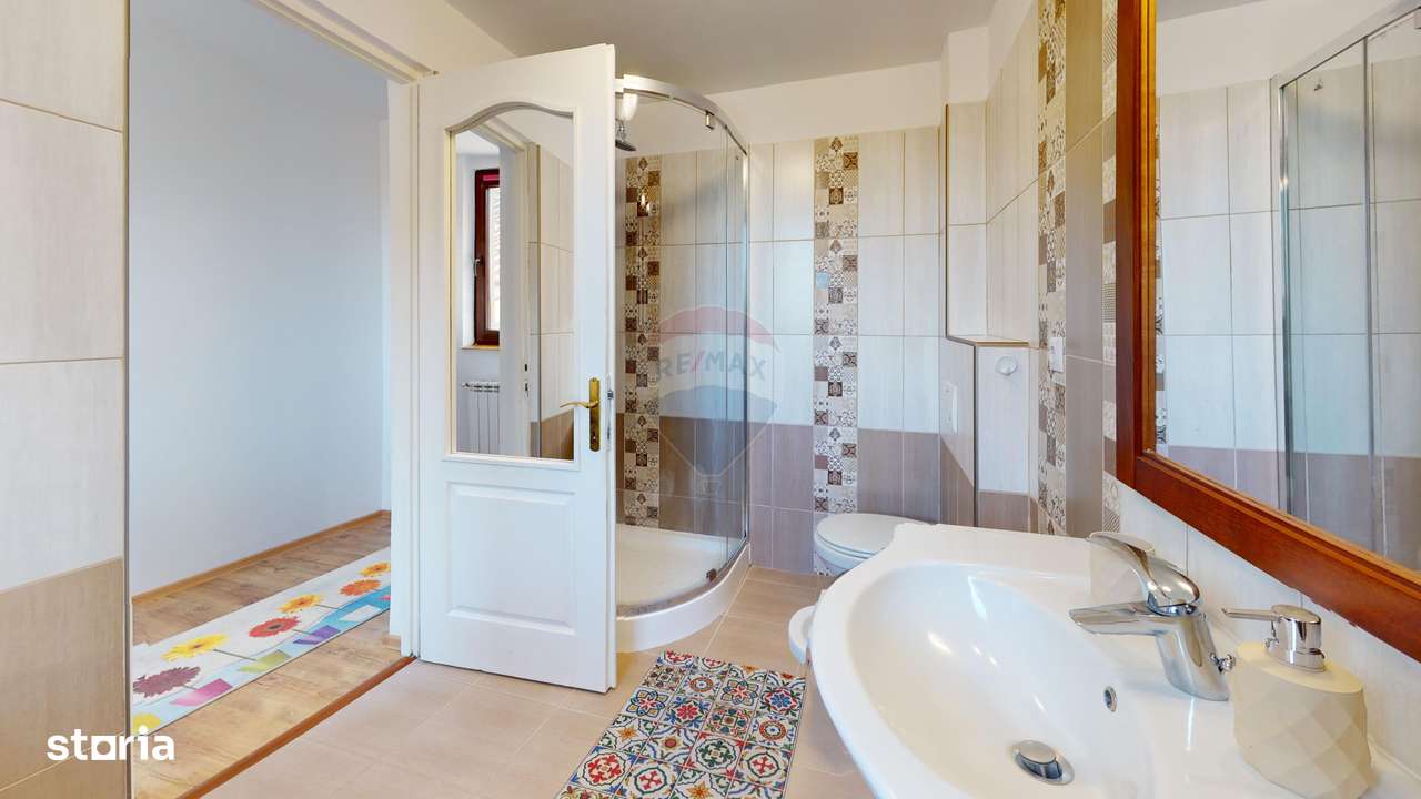 duplex integral renovat, 3 camere , 2 bai, garaj, 403 mp teren - Imagine principală: 3/20