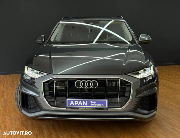 Audi Q8 - 2