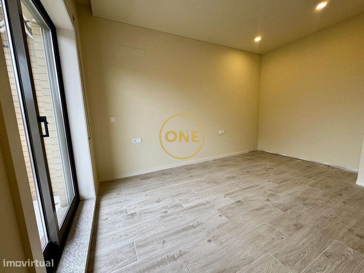 Apartamento T4 a 5 min do centro de Santo Tirso - Grande imagem: 2/25