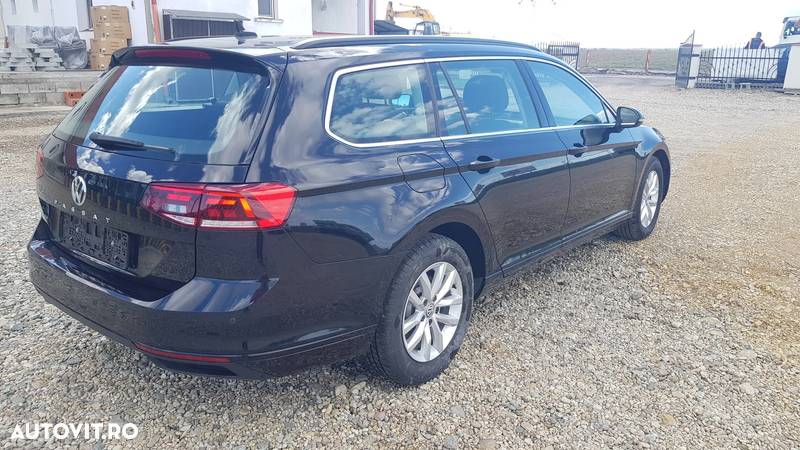 Volkswagen Passat Variant 2.0 TDI SCR DSG - 4